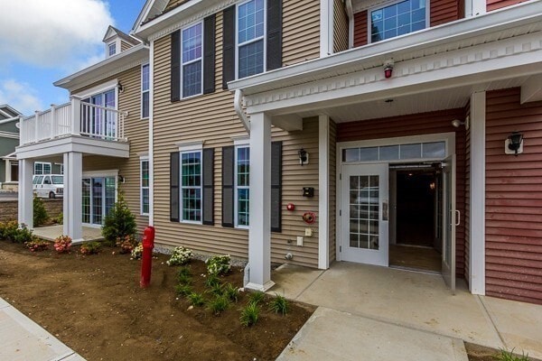 Building Photo - 1008 Bradish Ln Unit 1008