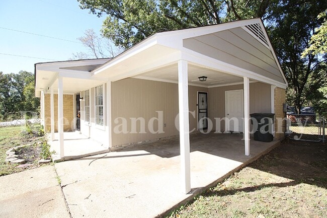 Photo - 3230 Sweet Springs Dr