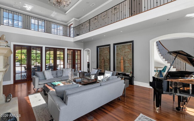 Photo - 6032 E Lincoln Dr