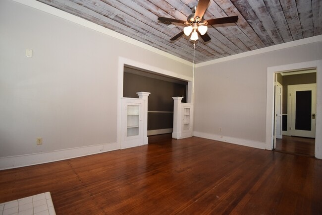 Photo - Recently Updated 3 Bedroom House