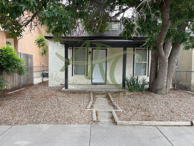 Building Photo - 1610 W 18th St