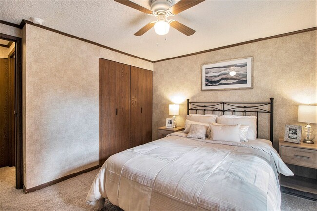 Arrowhead Apartments