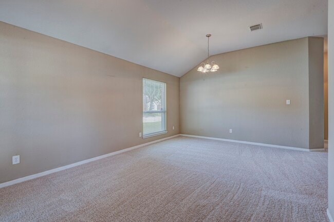 Building Photo - 25206 Pepper Ridge Ln