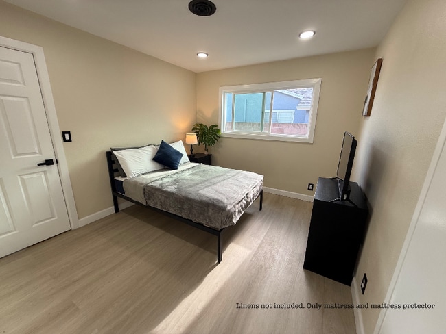 Building Photo - 6382 Yale Cir Rental