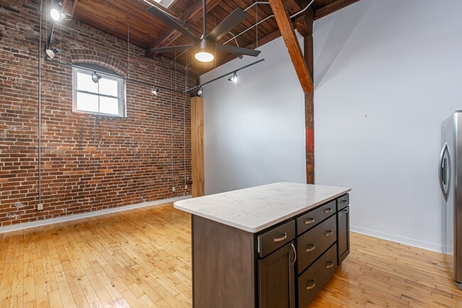 222 Bolivar St Unit Loft 203