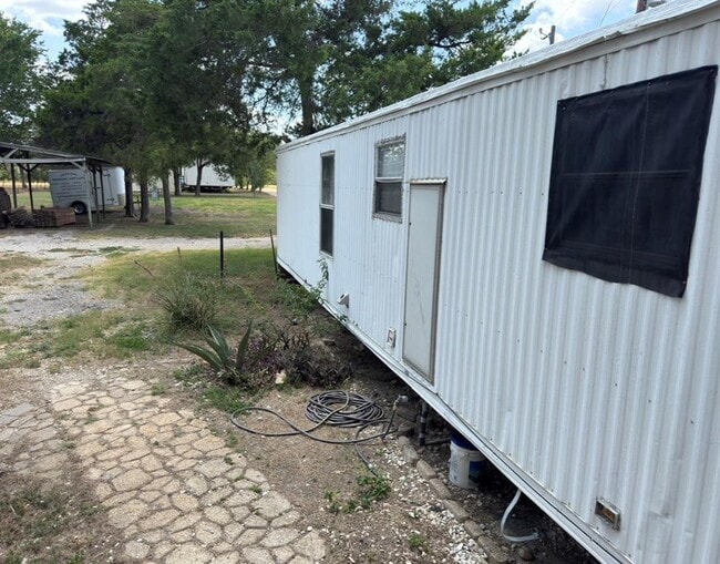 Photo - 301 Whitetail Ln