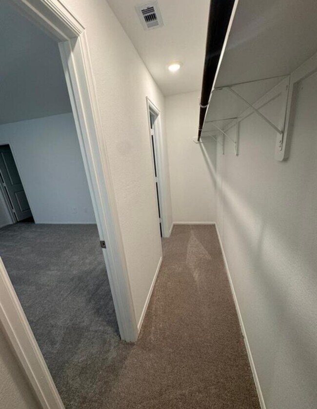 Photo - 22483 Douglas Ct