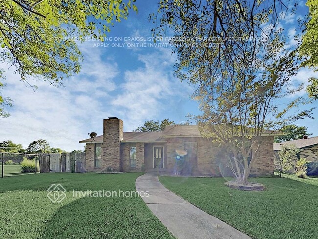 Building Photo - 6101 Greenlawn St Rental