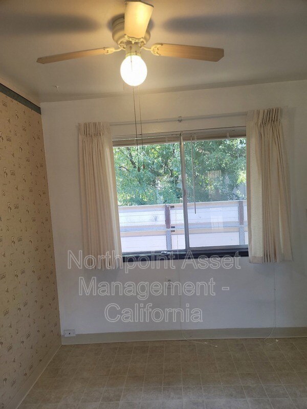 6105 44th St Rental House Rental in Sacramento, CA