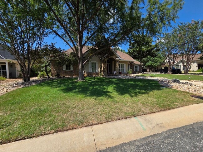 Photo - 2150 Hedgestone