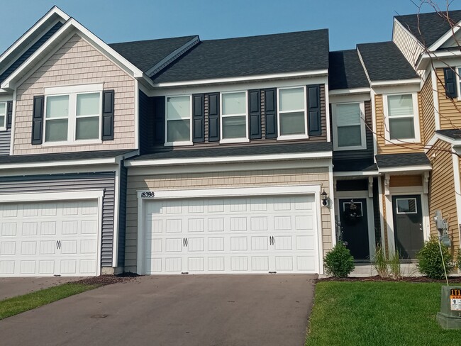 Vista exterior 2 - 18398 60th Ave N