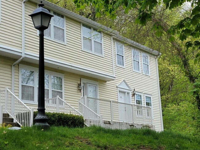 Photo - 633 Danbury Rd Unit 22
