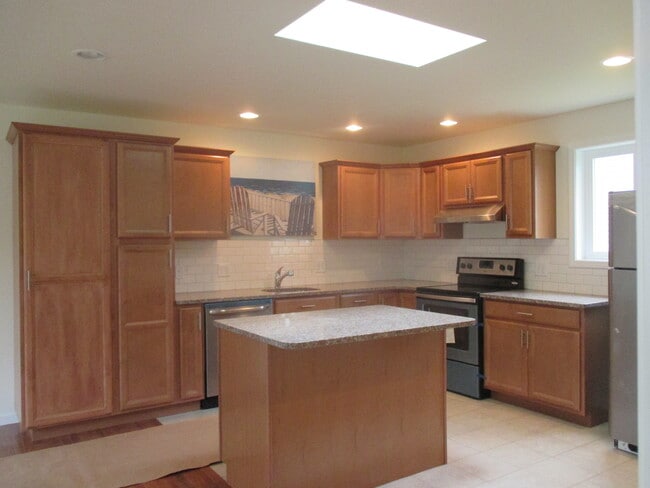 Photo - 826 C St Unit 102