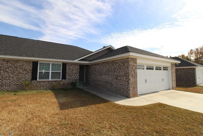 Photo - 581 Brushwood Dr
