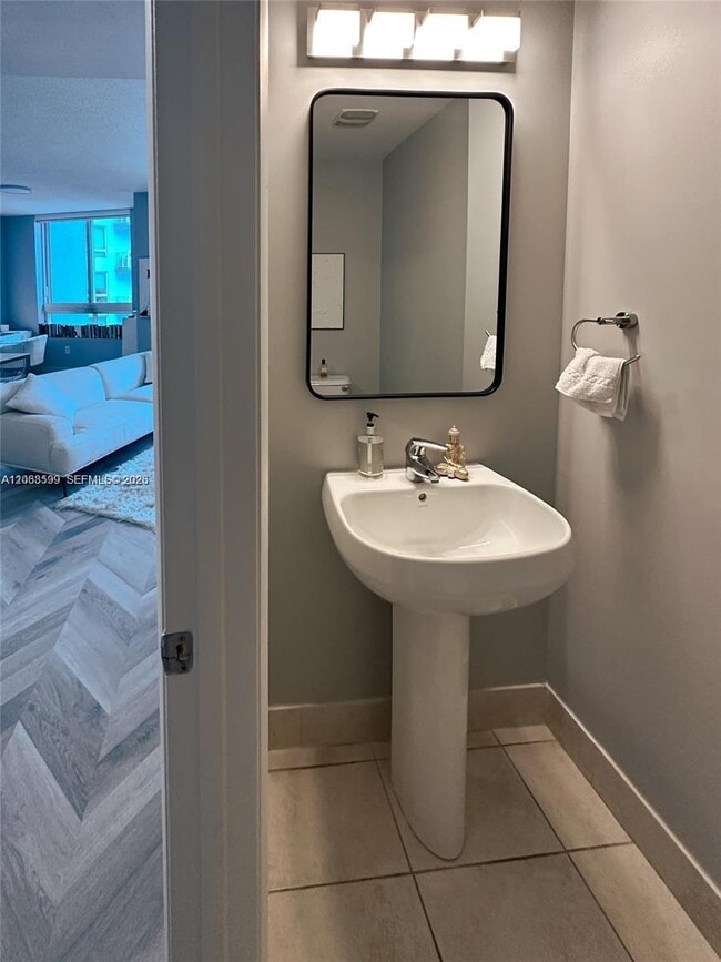 Photo - 1900 N Bayshore Dr Unit 3919