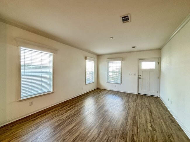 Photo - 4126 74th Pl N