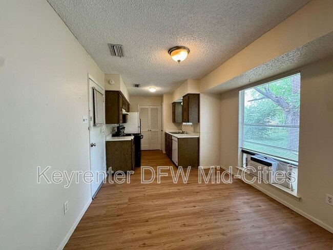 Photo - 338 Beatty Dr