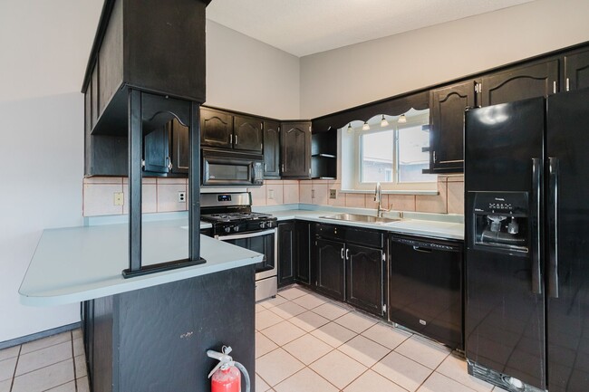 Photo - 4 Bedroom, 2 Bath house with New Carpet