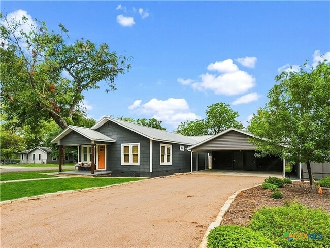 2288 Gruene Rd