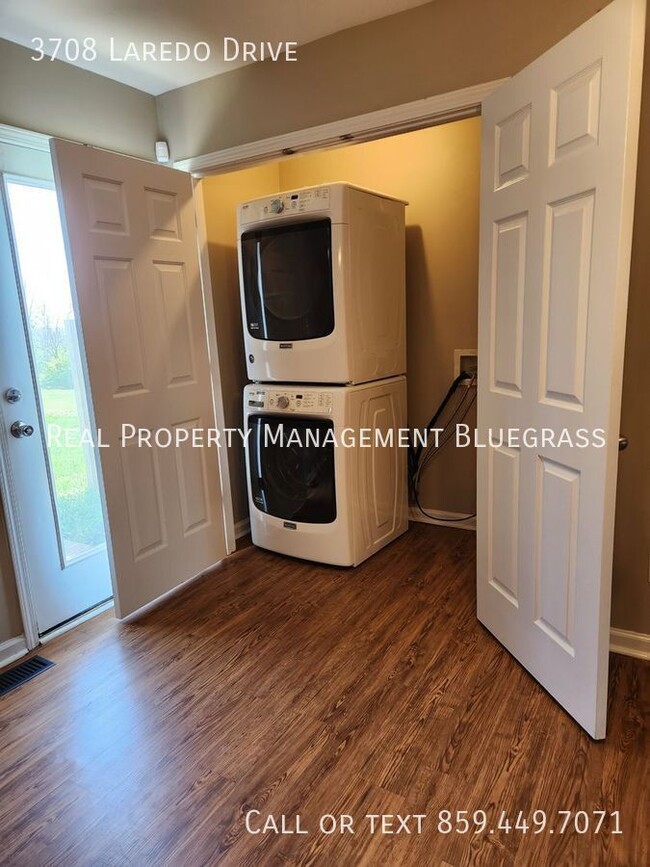 3708 Laredo Dr