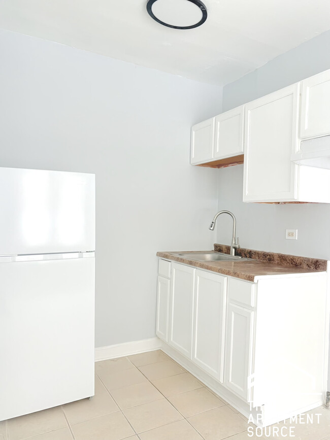 Photo - 6228 S Western Ave Unit 204