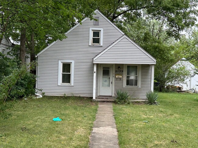 Charming 2-Bed/1-Bath Home in Columbus: Pe... - Charming 2-Bed/1-Bath Home in Columbus: Pe...