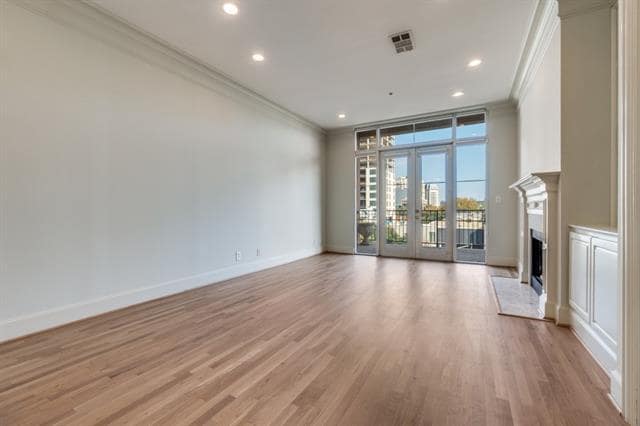 Photo - 3535 Gillespie St Unidad 507