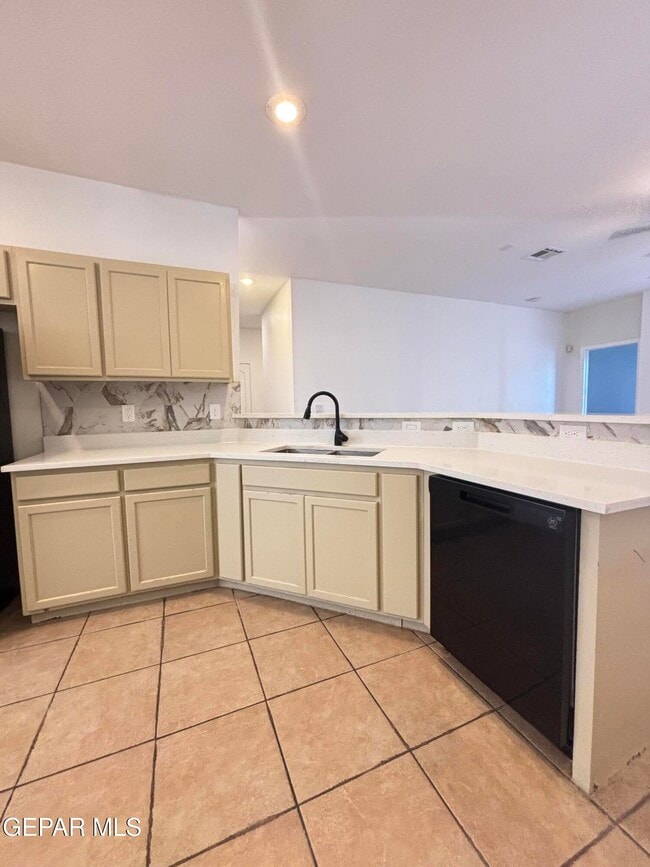 Photo - 14749 Sand Gate Dr