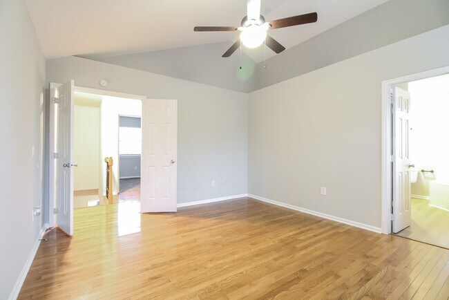 Photo - 205 S Birkenstock Dr