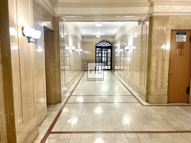 Photo - WEST 104 STREET Unidad 54