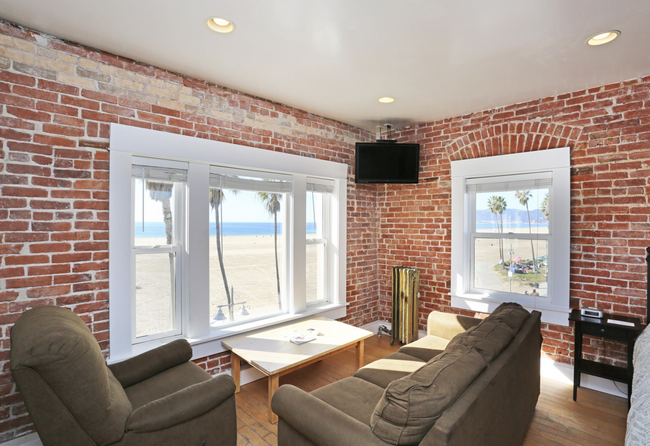 1305 Ocean Front Walk Venice, CA 90291 - 1305 Ocean Front Walk Venice, CA 90291 Apartment Unit 204A