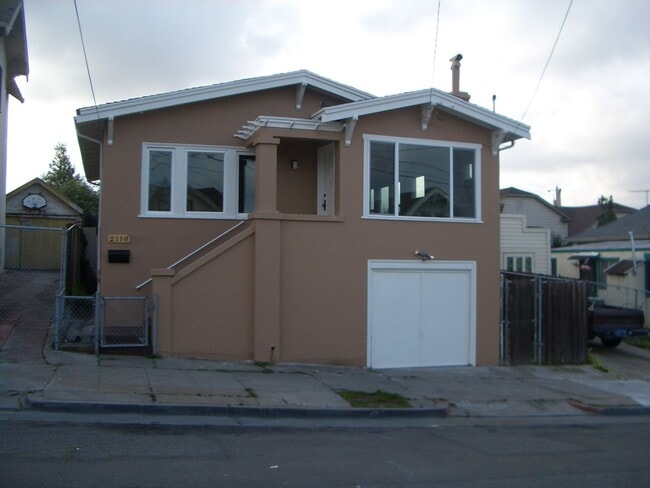 Building Photo - Coming Soon! 2 Bedroom House