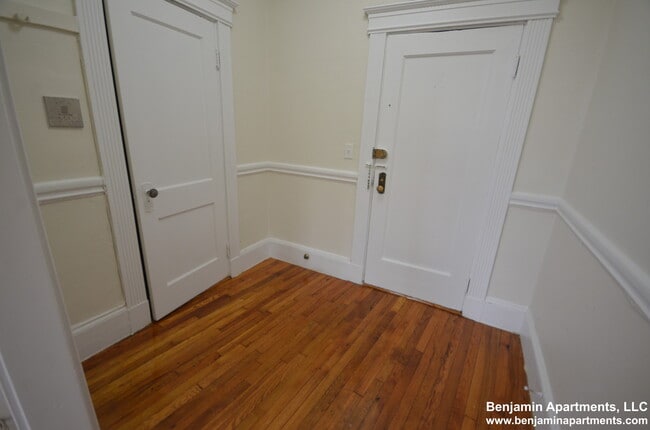 Photo - 1345 Commonwealth Ave Unidad 35