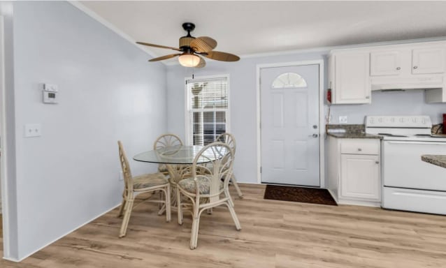 Photo - 4300 Riverside Dr