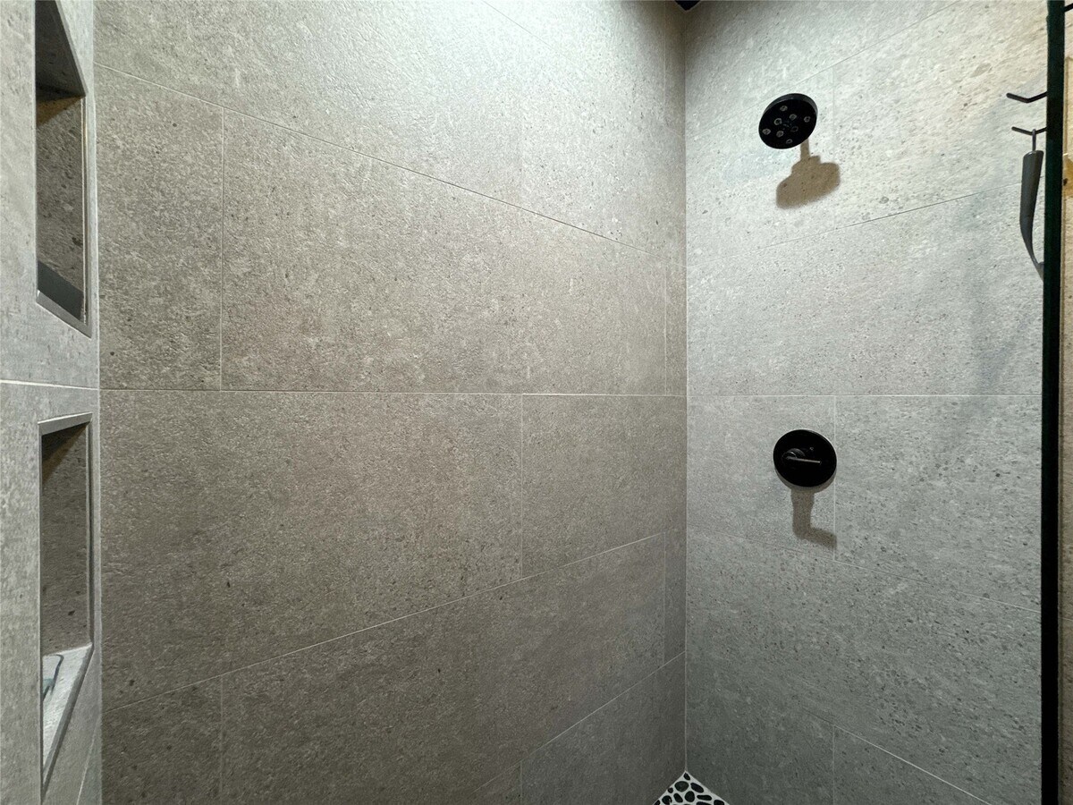 Photo - 1208 32nd St