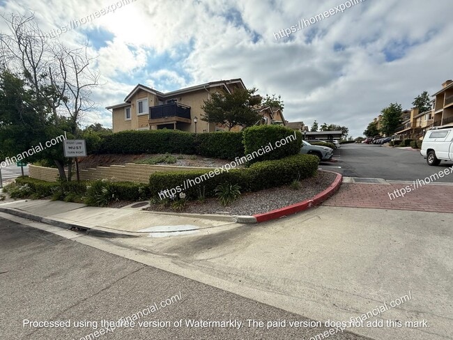 Building Photo - Nice Home For Rent