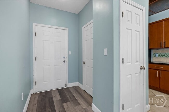 Photo - 2208 Walden Park Dr