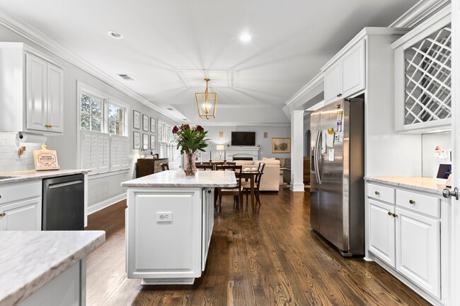 Photo - 797 Barkley Crest Cir