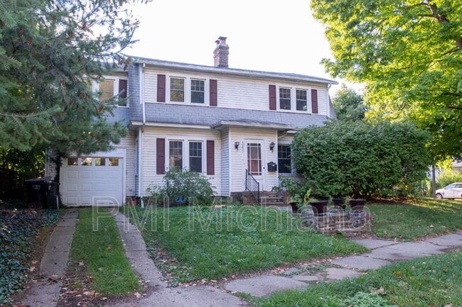 Building Photo - 1151 Hillcrest Rd Rental