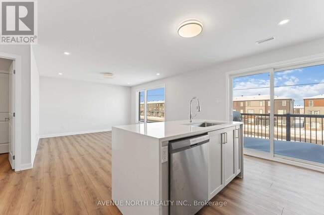 Photo - 1213 Creekway Private