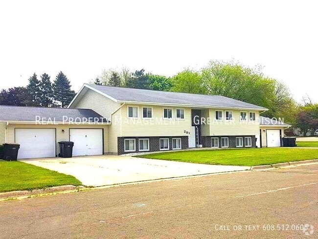 Building Photo - 201 Danbury Ct Unit 3 Rental
