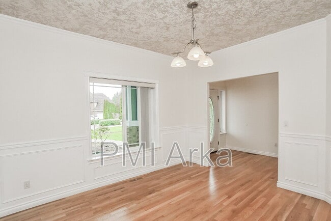 Photo - 3504 Buckingham Ct SE