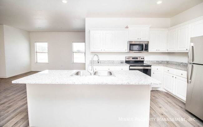 Photo - 6904 21st St