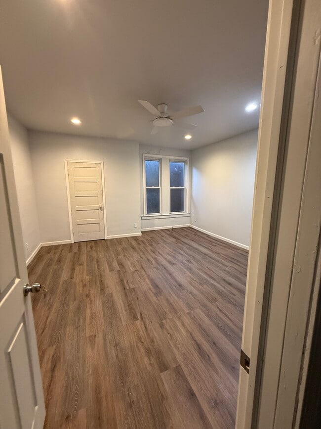 Photo - 250 High St Unit 3