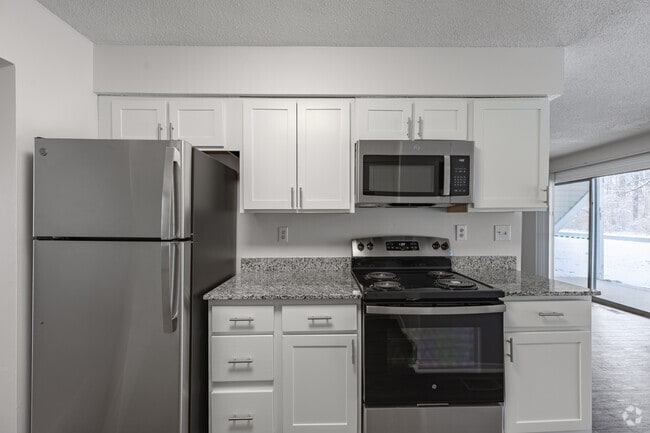 Cultivate - 2BR, 2BA - Kitchen