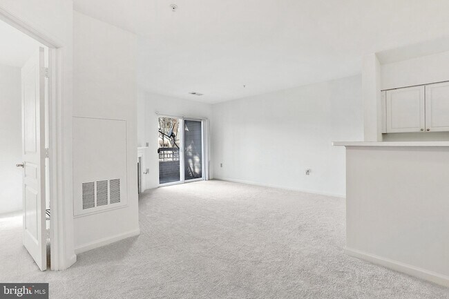 Photo - 2204 Westcourt Ln Unit 105