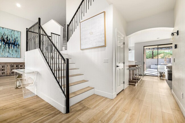 Photo - 2707 W Lamar Rd