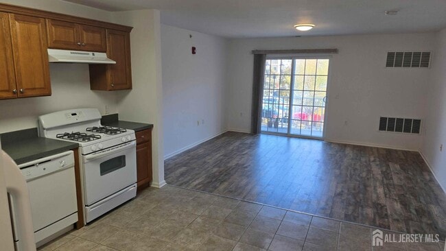 Photo - 103 Liddle Ave