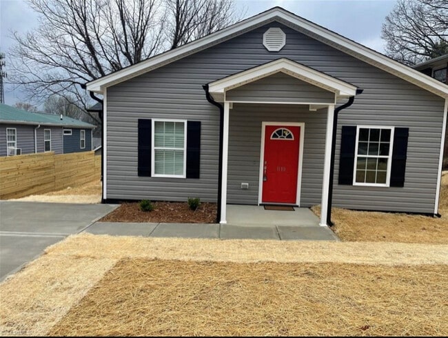 Building Photo - 1110 Thurmond St Rental