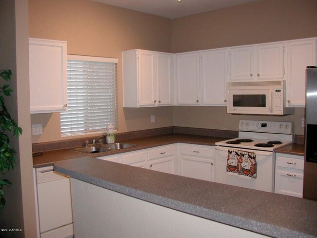 Photo - 1601 N Saba St